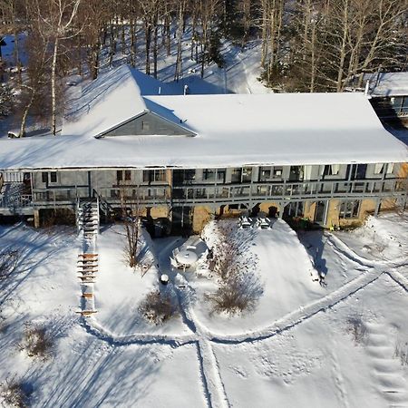 Le Lodge Du Lac Saint-Faustin Eksteriør bilde